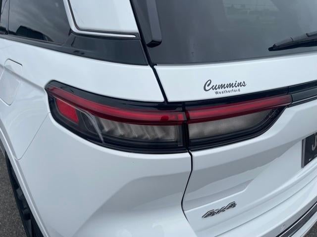 2023 Jeep Grand Cherokee Base