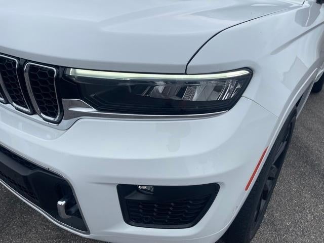 2023 Jeep Grand Cherokee Base