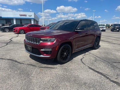 2022 Jeep Grand Cherokee Base