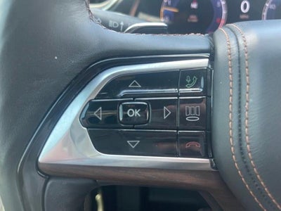 2022 Jeep Grand Cherokee Base