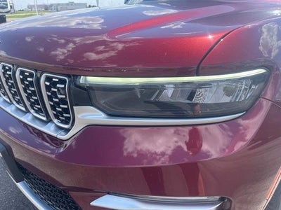 2022 Jeep Grand Cherokee Base