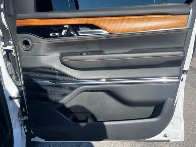 2023 Jeep Grand Wagoneer L Base