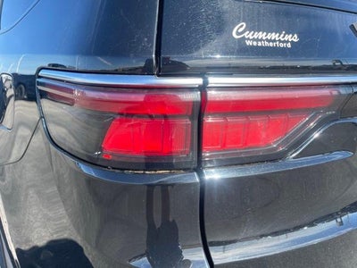 2022 Jeep Wagoneer Base