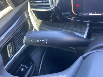 2022 Jeep Wagoneer Base