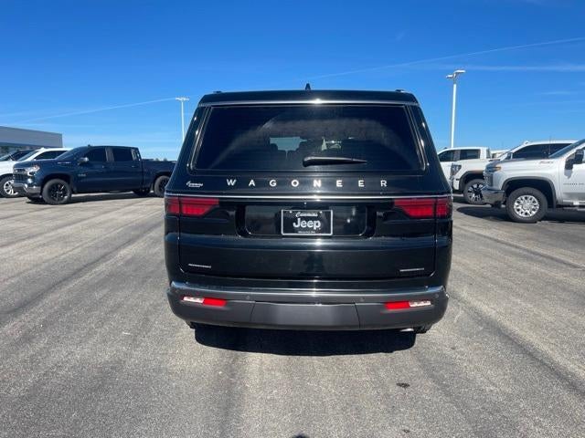 2022 Jeep Wagoneer Base