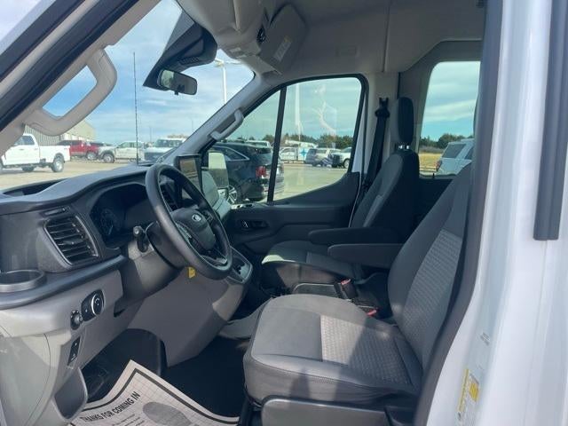 2022 Ford Transit Passenger Wagon Base