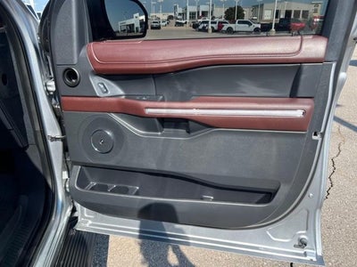 2024 Ford Expedition Base