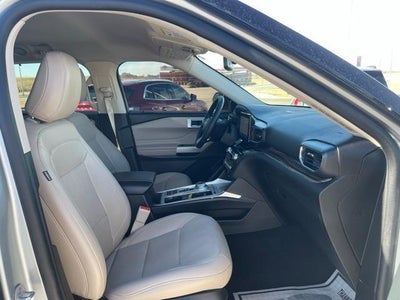 2023 Ford Explorer Base