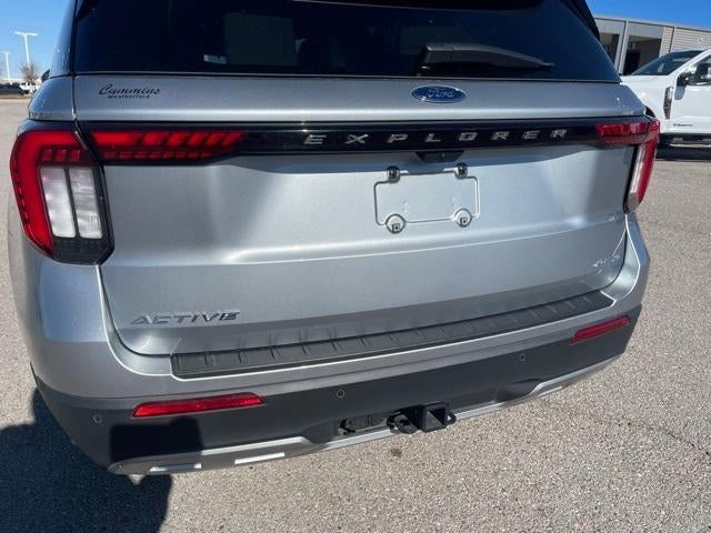 2025 Ford Explorer Base