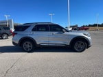 2025 Ford Explorer Base