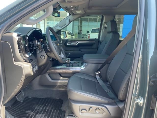 2025 Chevrolet Silverado 1500 Base