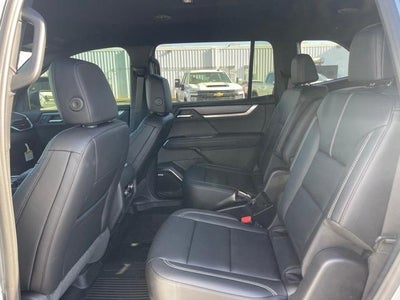 2026 GMC Acadia Base