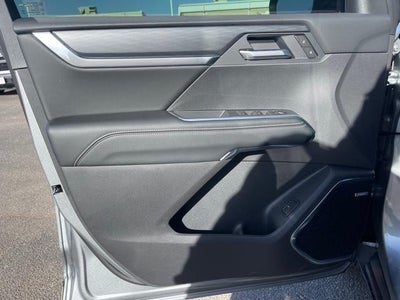 2026 GMC Acadia Base