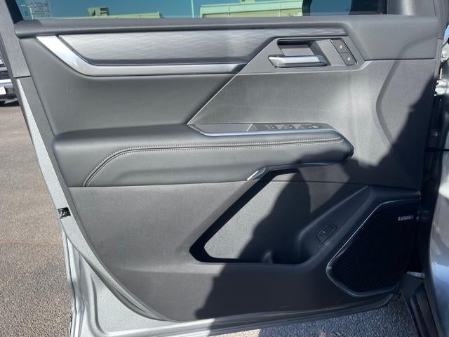 2026 GMC Acadia Base