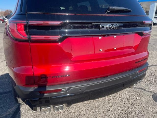 2026 GMC Acadia Base