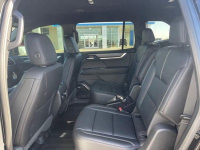 2026 GMC Acadia Base