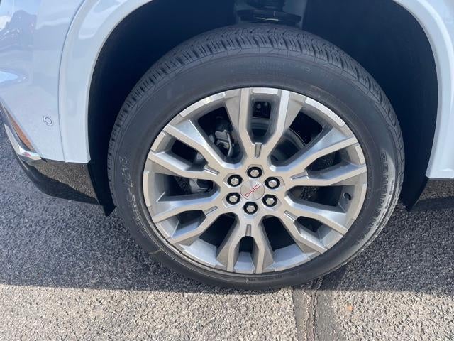 2026 GMC Acadia Base