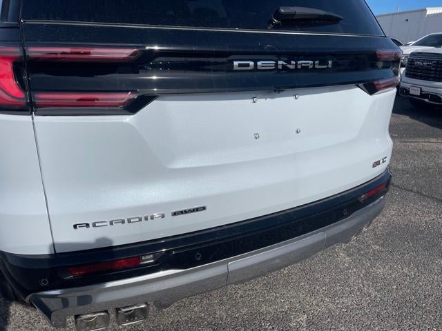 2026 GMC Acadia Base