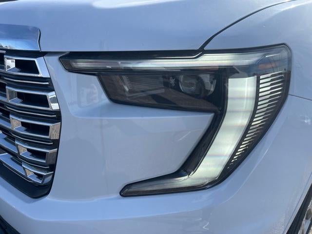 2026 GMC Acadia Base