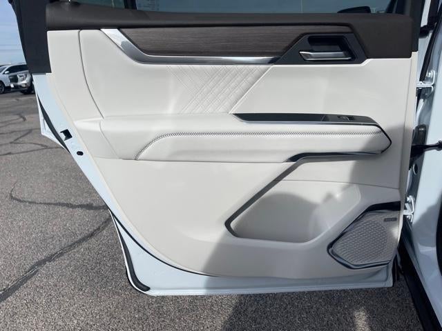 2026 GMC Acadia Base