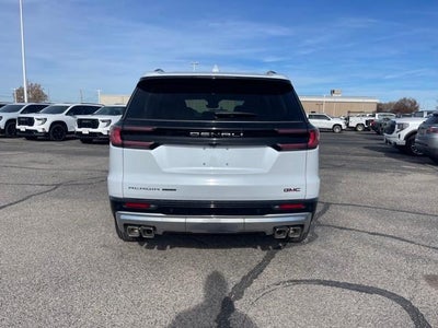 2026 GMC Acadia Base