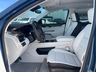 2026 GMC Acadia Base