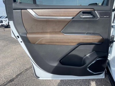 2026 GMC Acadia Base