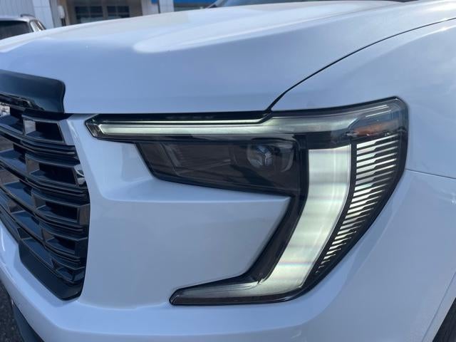 2026 GMC Acadia Base