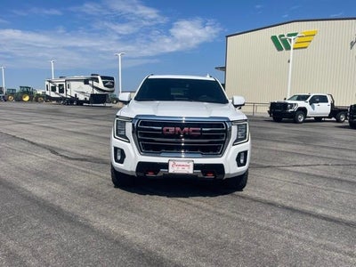 2023 GMC Yukon Base