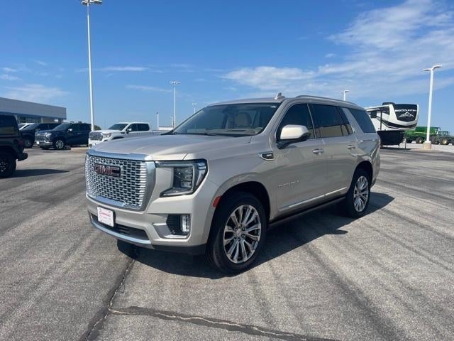 2021 GMC Yukon Base