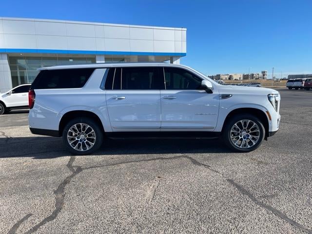 2026 GMC Yukon XL Base