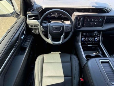 2023 GMC Yukon XL Base