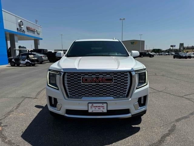 2023 GMC Yukon XL Base