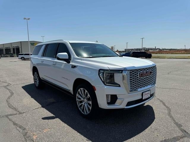 2023 GMC Yukon XL Base