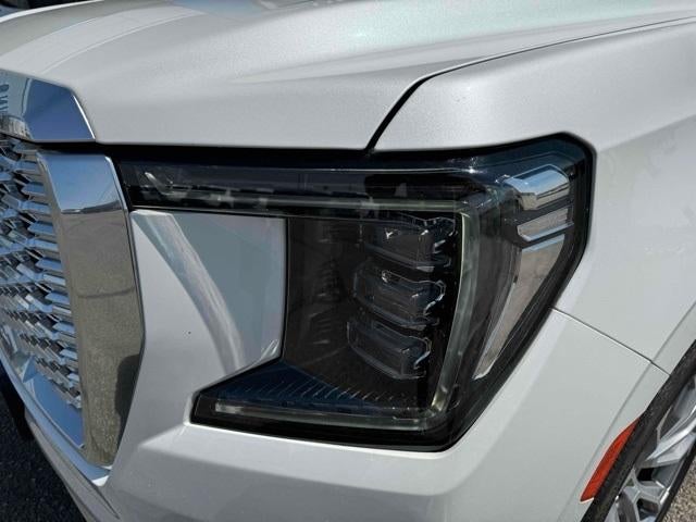 2023 GMC Yukon XL Base