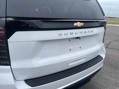 2025 Chevrolet Suburban Base