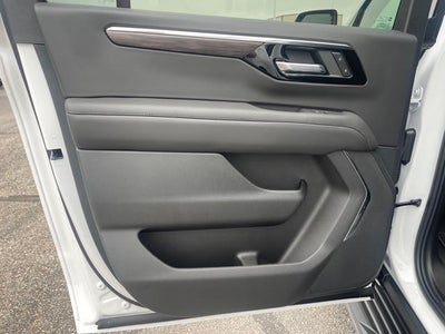 2025 Chevrolet Suburban Base