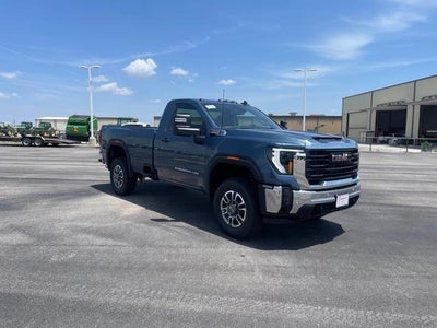 2025 GMC Sierra 3500 HD Base