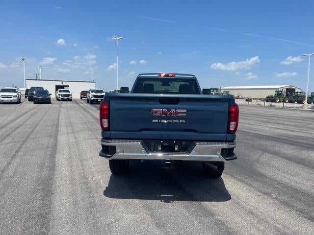 2025 GMC Sierra 3500 HD Base