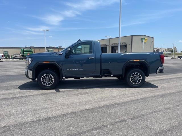 2025 GMC Sierra 3500 HD Base