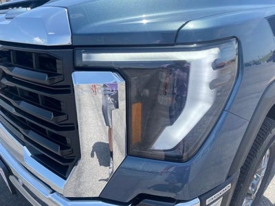 2025 GMC Sierra 3500 HD Base