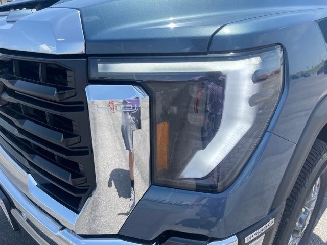 2025 GMC Sierra 3500 HD Base