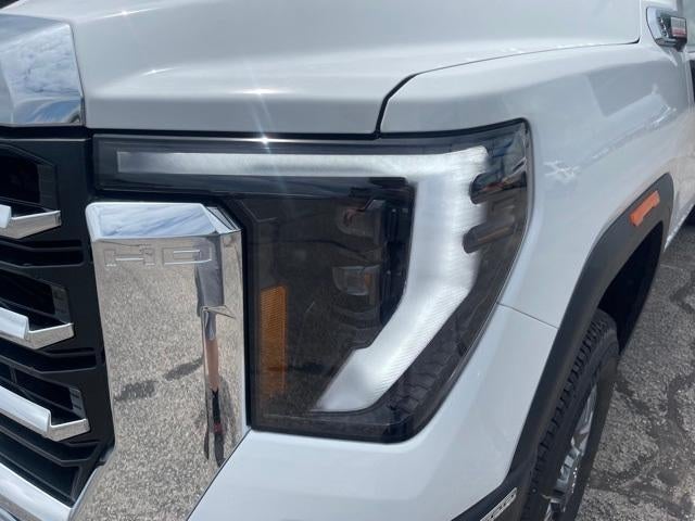 2025 GMC Sierra 2500 HD Base