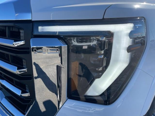 2026 GMC Sierra 2500 HD Base