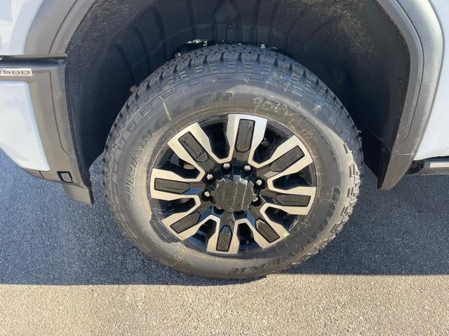 2026 GMC Sierra 2500 HD Base