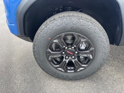 2025 GMC Canyon Base