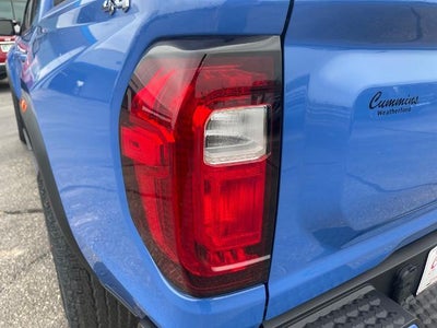 2025 GMC Canyon Base