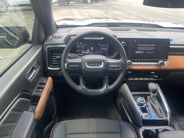 2025 GMC Canyon Base