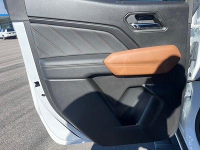 2024 GMC Canyon Base