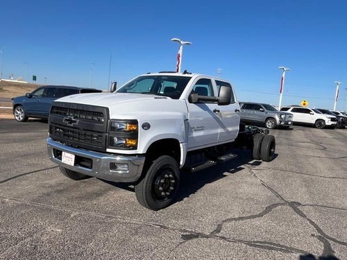 2023 Chevrolet Silverado 5500 HD Base
